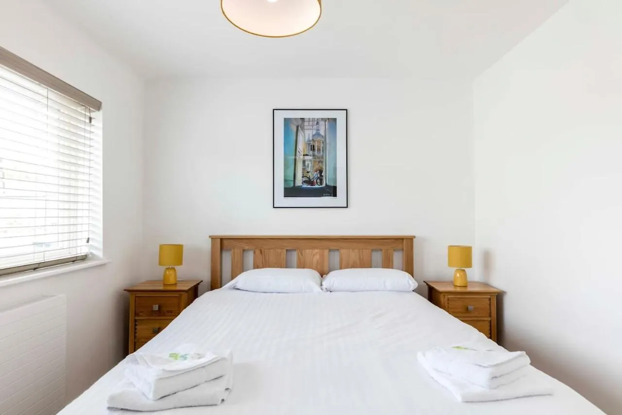 Fabulous, Spacious, Family Home Cambridge