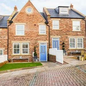 morse-cottage-whitby-yo21-1tf.yorkshirehotels.net/